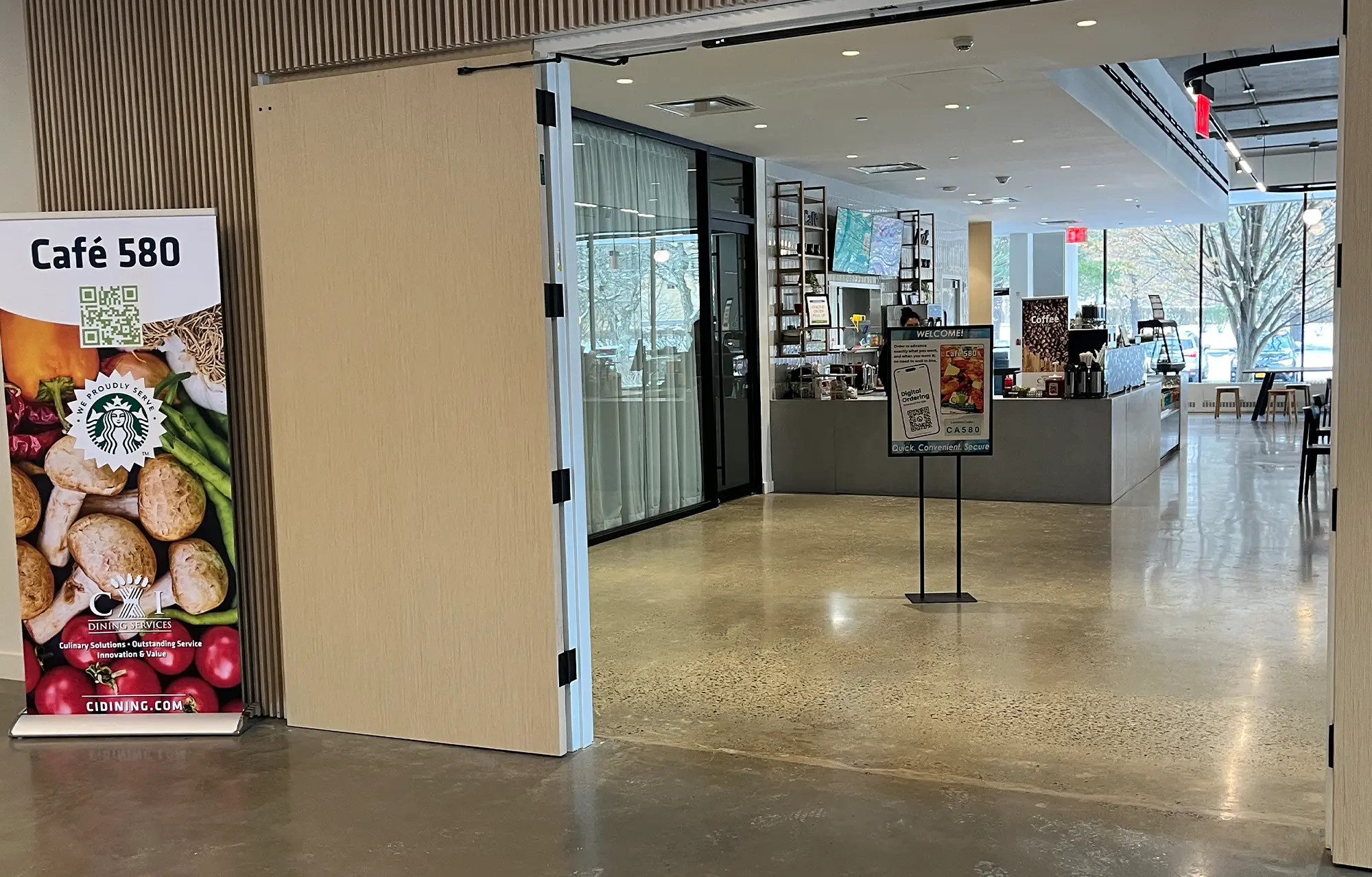 cafe580-main-entrance